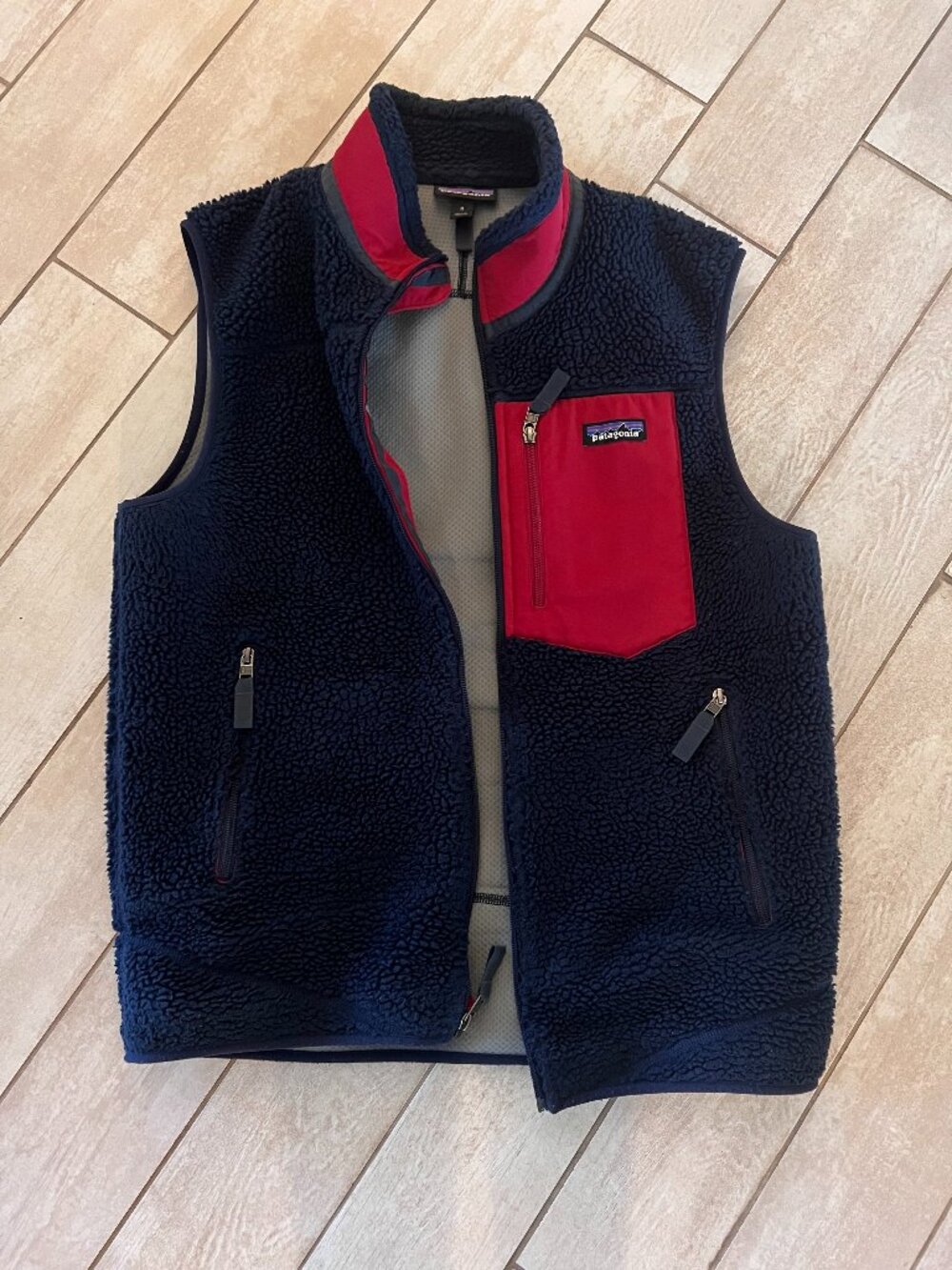 Patagonia Vest, Mens Medium